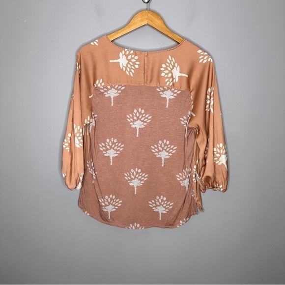 Anthropologie DOLAN ANTHRO Alvia Orange Mixed 1/2 Sleeve Top V Neck Floral - Picture 10 of 10